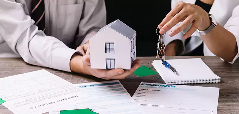 Why Homeowners in Queens, NY Choose Our Off-Market Home Buying Process?