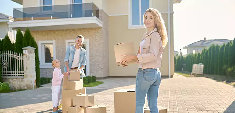 Why Queens Homeowners Prefer Working with Us Instead of a Realtor